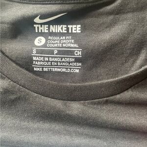 NWT Nike tee shirt